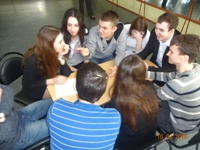 В школах Саратова продолжаются встречи, посвященные формированию у молодежи здорового образа жизни
