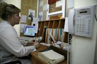 В Саратовской области продолжается конкурс «Поликлиника начинается с регистратуры»