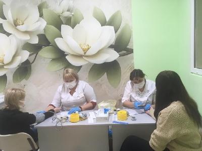 Для педагогов школ города Саратова и сотрудников санатория была организована акция «Будь здоров!»