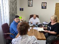 В единый региональный день приёма граждан, объявленный губернатором области Романом Бусаргиным, министр здравоохранения Олег Костин провел личный прием граждан.