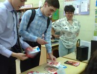 В центральной библиотеке города Балаково состоялась встреча, посвященная Дню памяти жертв СПИДа