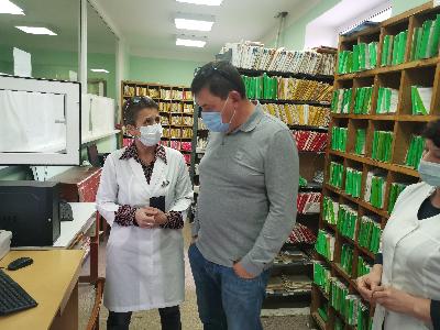 Заместитель министра здравоохранения РФ Олег Гриднев посетил два района в рамках рабочего визита в Саратовскую область