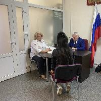 Исполняющий обязанности министра здравоохранения Владимир Дудаков провел личный прием граждан